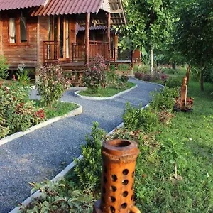 ** Resort Lanta Happy Hill Thailand